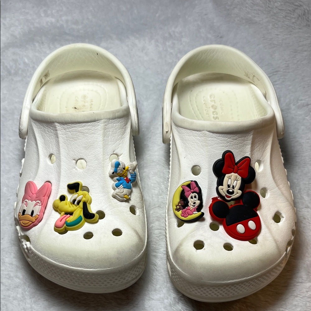 CROCS Kids White Slippers with Cartoon Charms